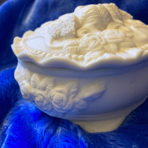 Vintage Angel Wings Ceramic Trinket Box by Hermitage Pottery Jewelry Box - Picture 4 of 7